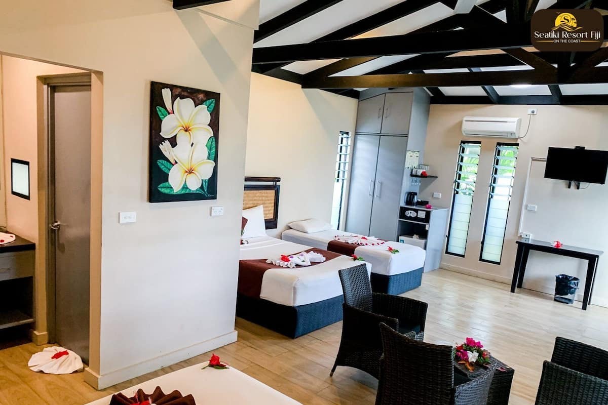 Deluxe Villa — the private hot tub on the patio