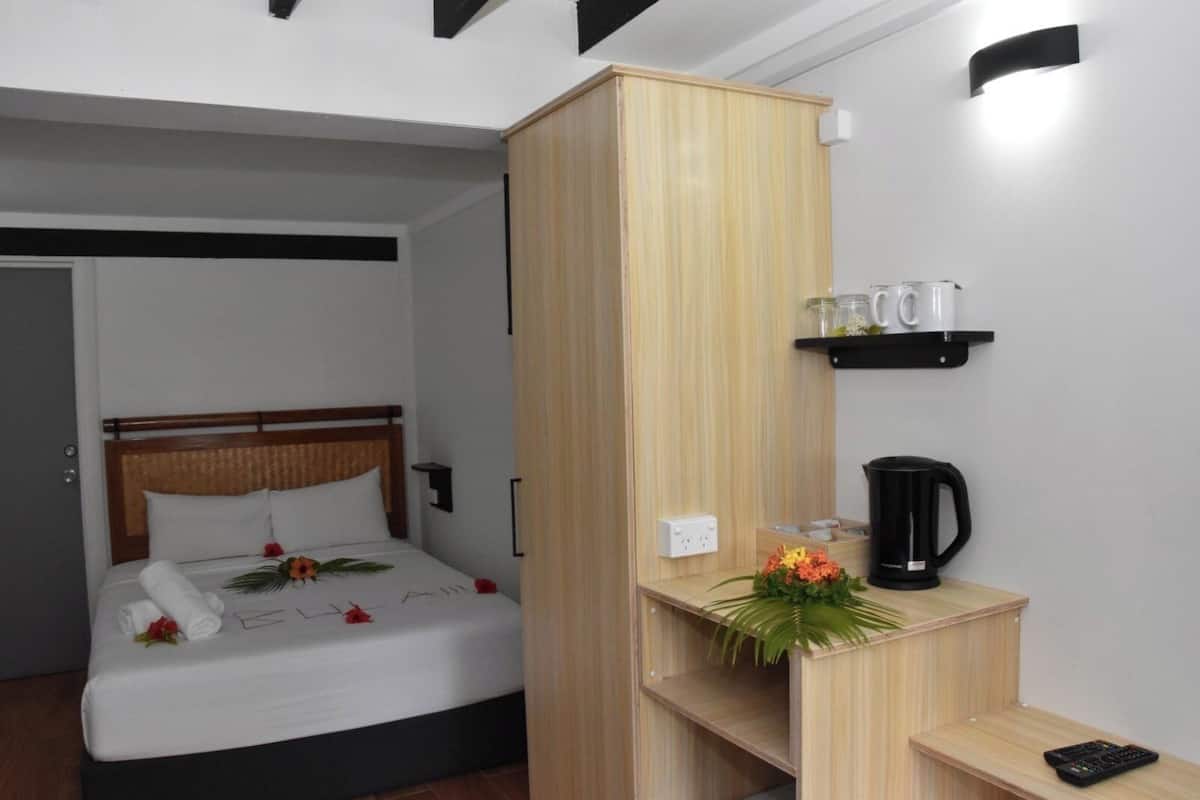 Deluxe Villa — the private bathroom with shower and amenities